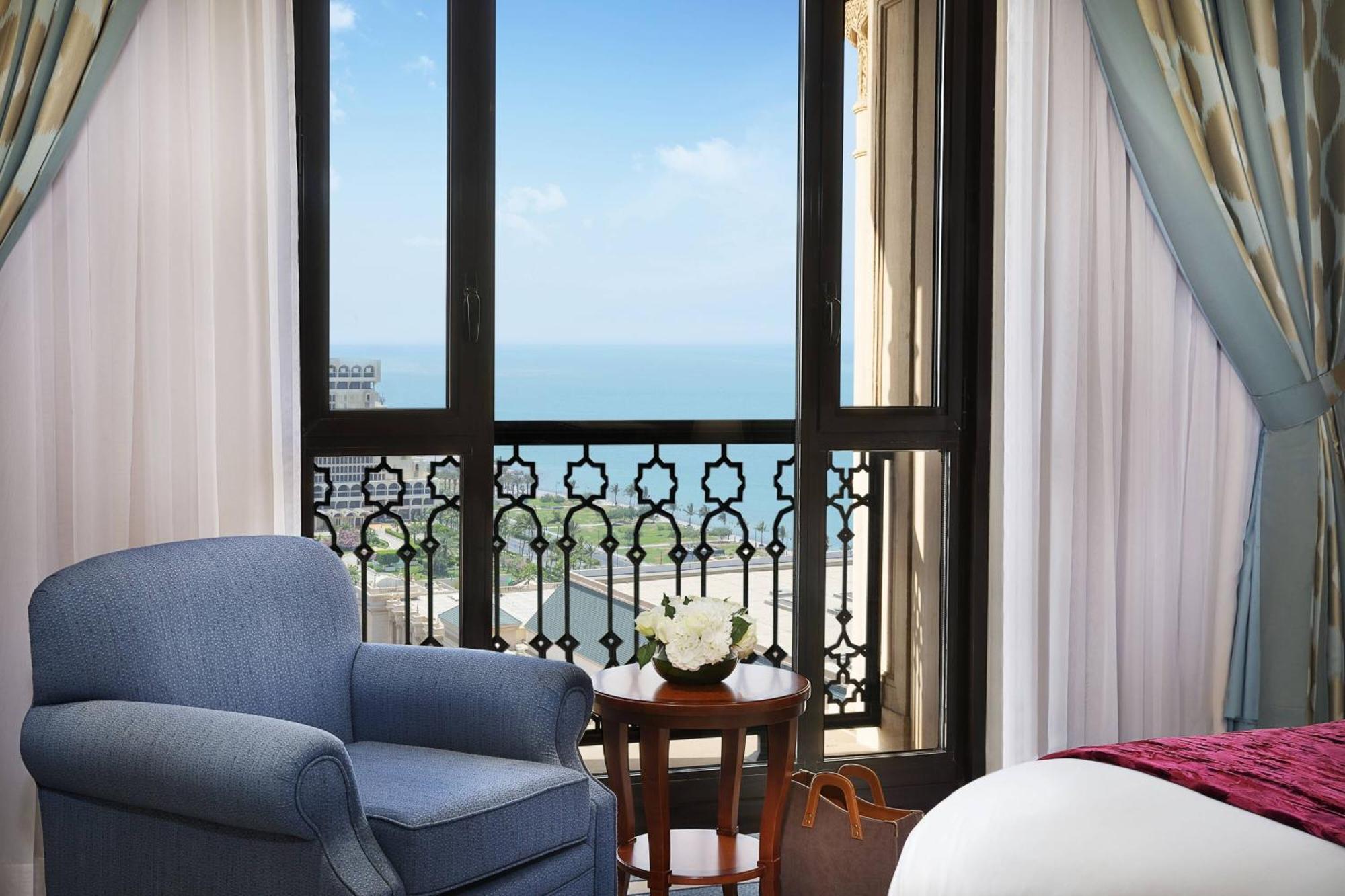 Hotel The Ritz-Carlton Yidda Exterior foto A room at the hotel