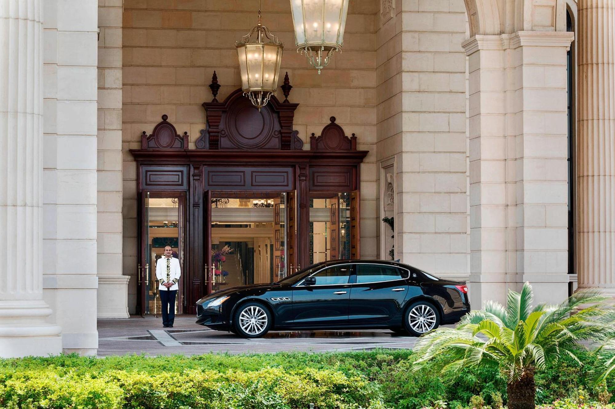 Hotel The Ritz-Carlton Yidda Exterior foto The main entrance of the hotel