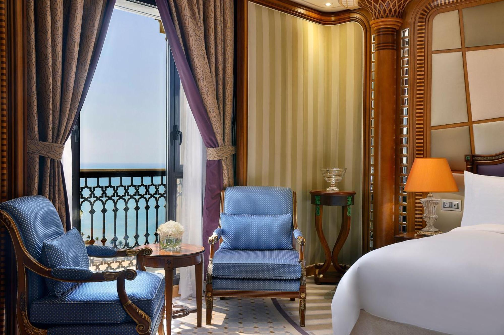 Hotel The Ritz-Carlton Yidda Exterior foto A room at the Four Seasons Hotel, Cairo