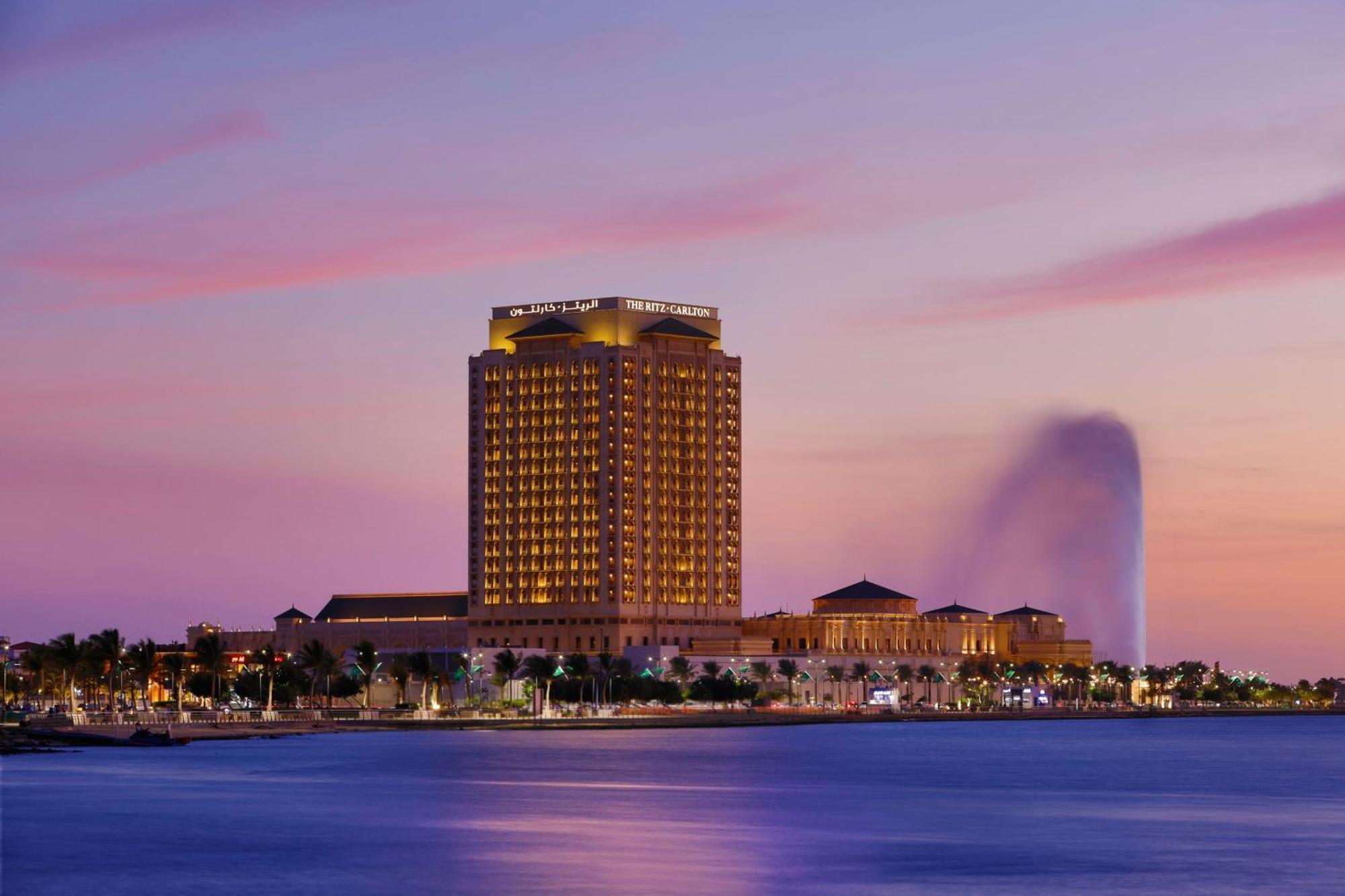 Hotel The Ritz-Carlton Yidda Exterior foto The Fairmont Riyadh
